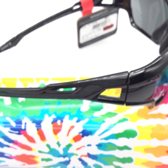 - Foster grant unisex sunglasses. New - Picture 6 of 6